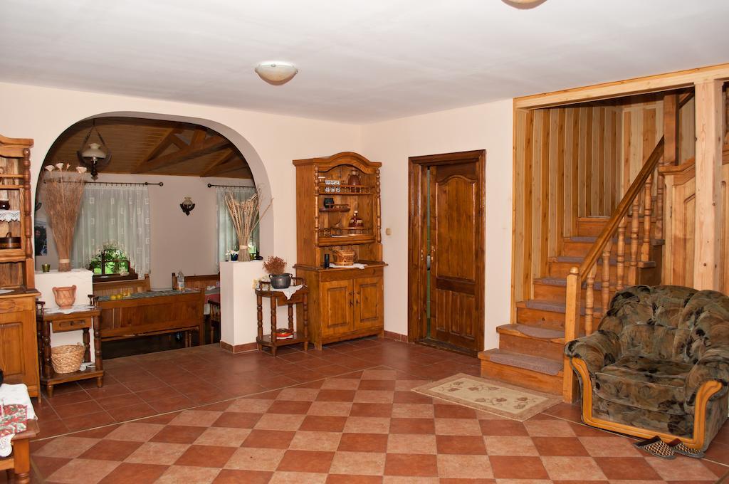 Hotel Casa Lidia Lepşa Exterior foto
